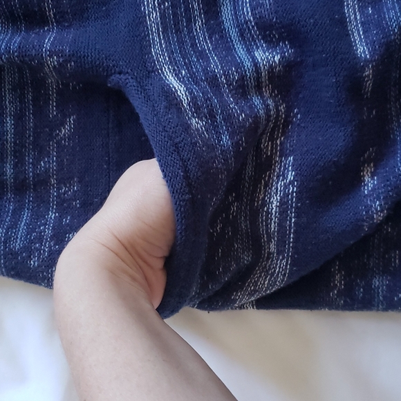 Poof navy blue with white embellishing sweater - Picture 4 of 8